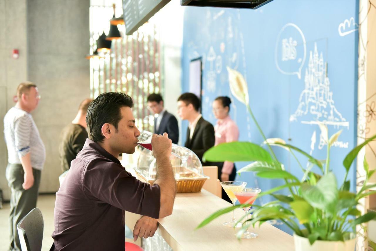 Ibis Guangzhou Pazhou International Exhibition Center Hotel Экстерьер фото